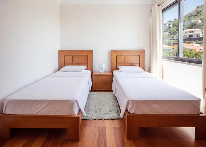 Elegant With Sea Views By Trip2portugal *