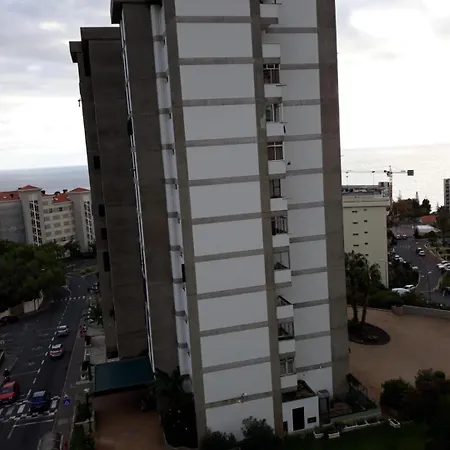 Elegant With Sea Views By Trip2portugal Διαμέρισμα *