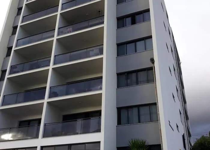 Elegant With Sea Views By Trip2portugal * Funchal (Madeira)